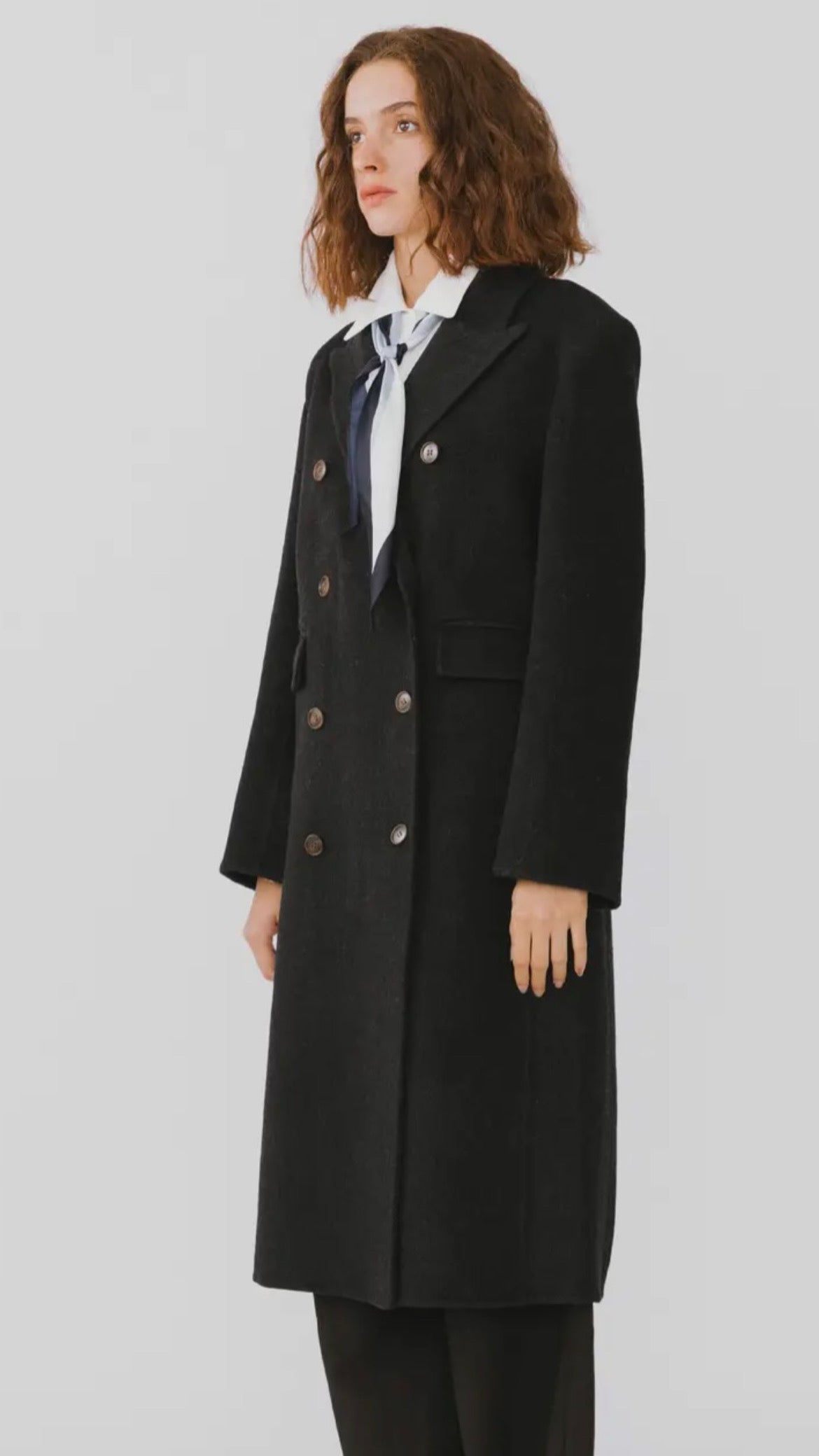 Manteau long en laine à double boutonnage noir